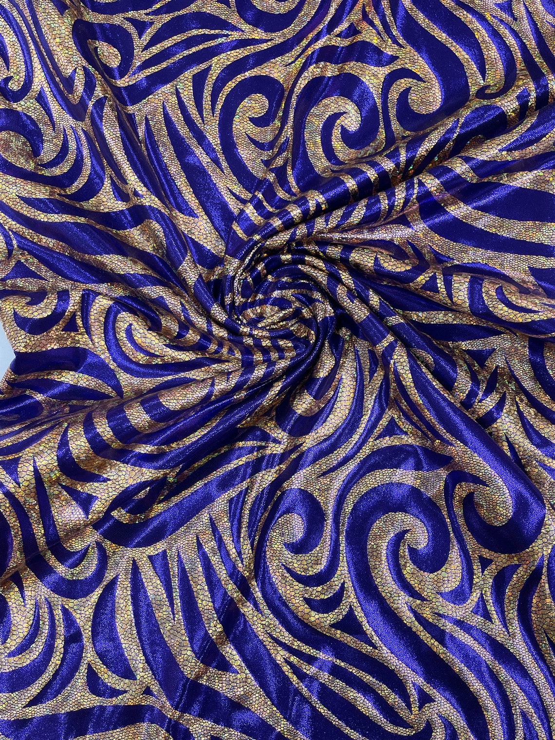 FLAME - Print Poly Spandex Fabric 4 Way Stretch - Sold By The Yard - PURPLE/GOLD - Ideal For Dostumes, Dresses, Leggings,