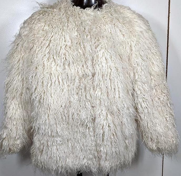 ALPACA - WHITE - Faux Fur Long Pile Curly Fabric Alpaca - Sold By The Yard - For Blankets Fashion Clothing Coats - Scarfs Rugs Crafts Decor