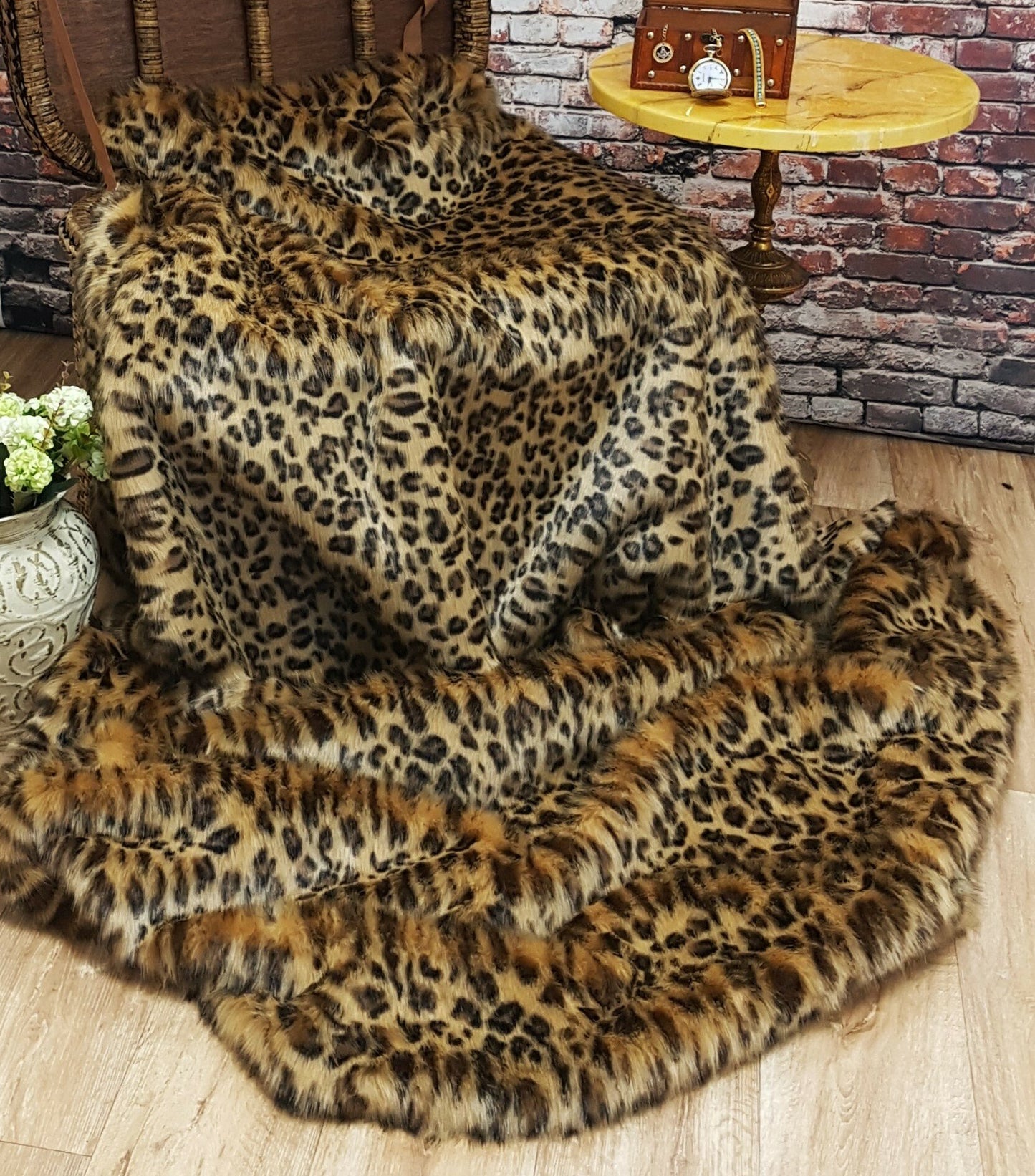 BROWN - Faux Fake Fur Animal Short Pile Fabric - LEOPARD - By The Yard -For Blankets Fashion Clothing Coats - Scarfs Rugs Crafts Decor -